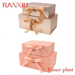 Custom CustomMatte Lamination Foldable Magnetic Gift Box With Handle Magnetic Closure Packaging Box