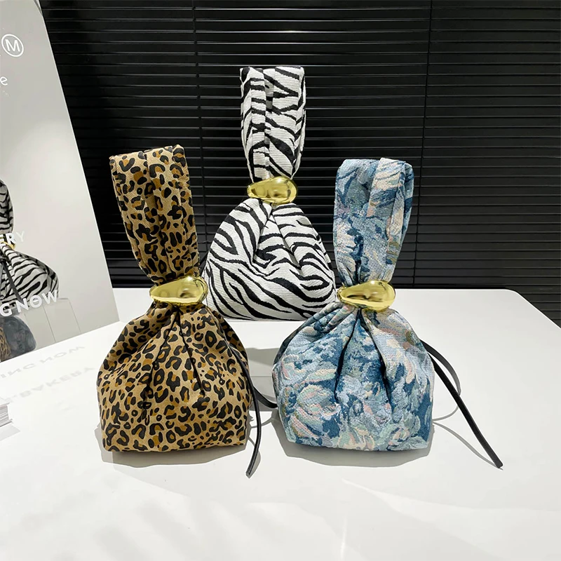 

High Quality Leopard Clutch Bag Luxury Designer Women's Pleated Bowknot Mini Bag 2025 Temperament Side Zipper Party Dinner Bag