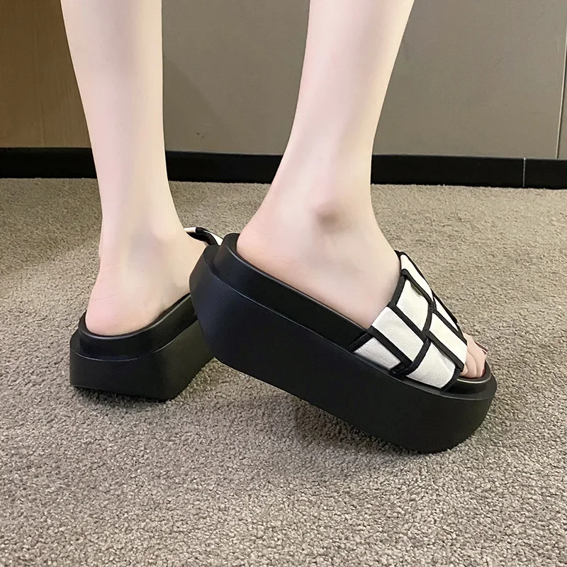 Summer 2023 Chunky Sandals Women\'s Thick Bottom Wedge Heels Slides 7CM High Heels Platform Leather Casual Beach Flip Flops Woman