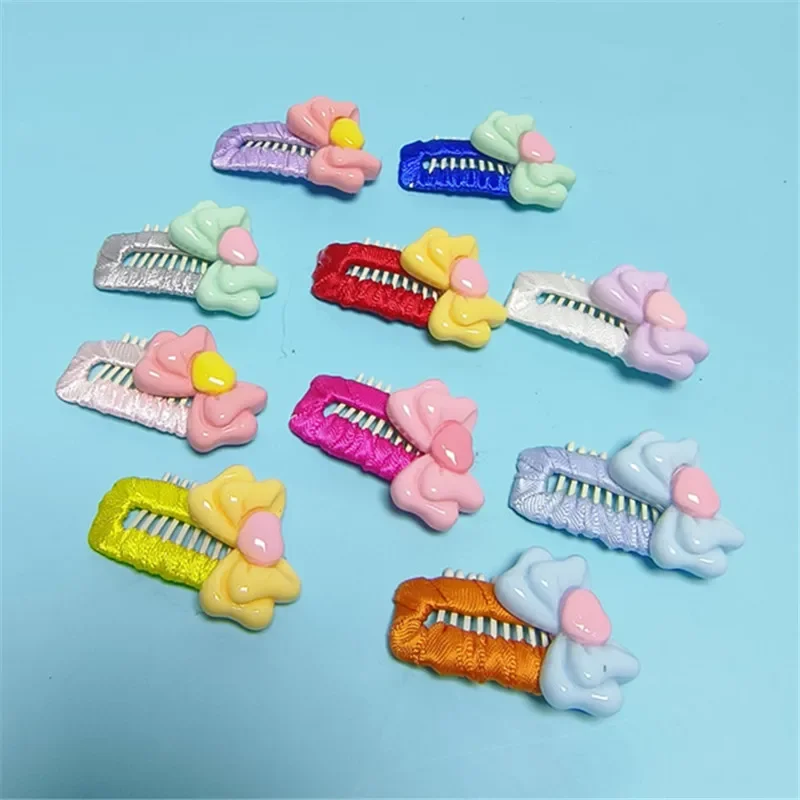 

Cute Flower Stars Pet Dog Hairpin about Small Puppy Cat Hair Clips Pet Hair Accessories Dog Hair Grooming3.2CM