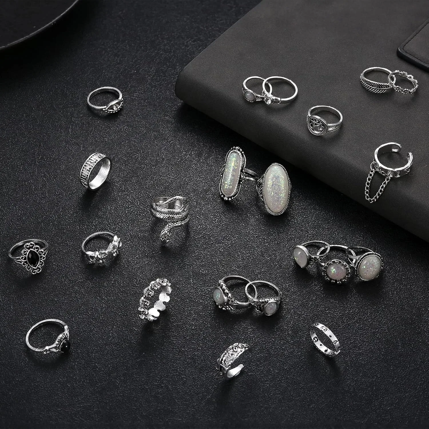 33 قطعة مجموعة مجوهرات قلادة كلاسيكية للنساء الرجال القوطي أقراط القلب فراشة بوهو Y2k الصليب معلقة تكويم خواتم هالوين #6