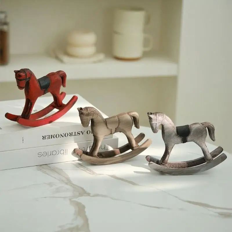 Minimalists Rocking Horse Sculpture Artistic Room Decors For Bookshelf Coffee Table Nordic Design Ornament Gift 55KF
