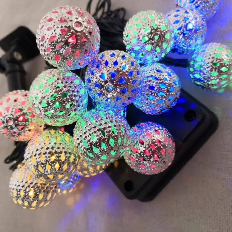 Solar LED Light String Christmas Hollow Ball Colored Light Iron Round Ball Romantic Room Garden Decoration Solar Outdoor Light