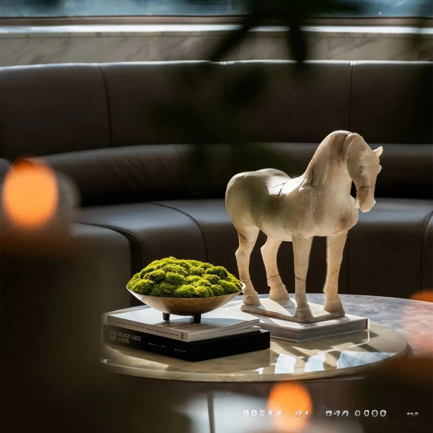 الإبداعية الراتنج الحصان النحت العتيقة هادئة على الفور الحرف ديكور المنزل الناعم