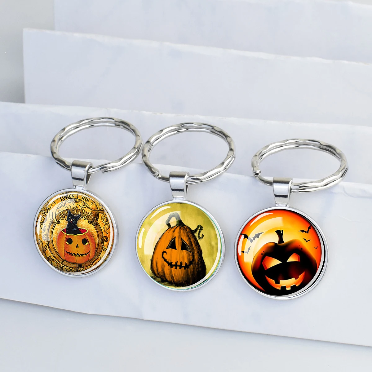 1pc Halloween Pumpkin Glass Cabochon Keychain Pumpkin Pendant Trick or Treat Gift