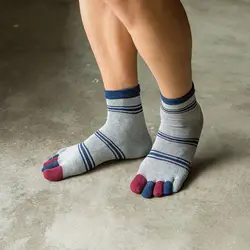 Soft Breathable Striped Cotton Five Toe Middle Tube Male Hosiery Toe Socks Crew Socks Five Finger Socks