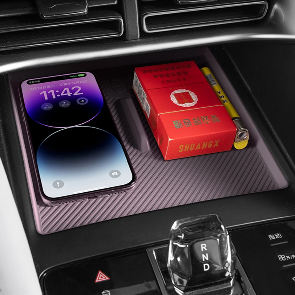 

Для 2025 BYD Seal U Sealion 6 Song Plus силиконовая накладка для беспроводной зарядки с центральным управлением, защитная накладка для хранения, принадлежности для интерьера