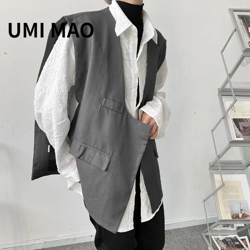 

UMI MAO Yamamoto Dark Style Design New Niche Designer Models Asymmetric Design Temperament Vest Men Women Loose Thin Jacket Y2K