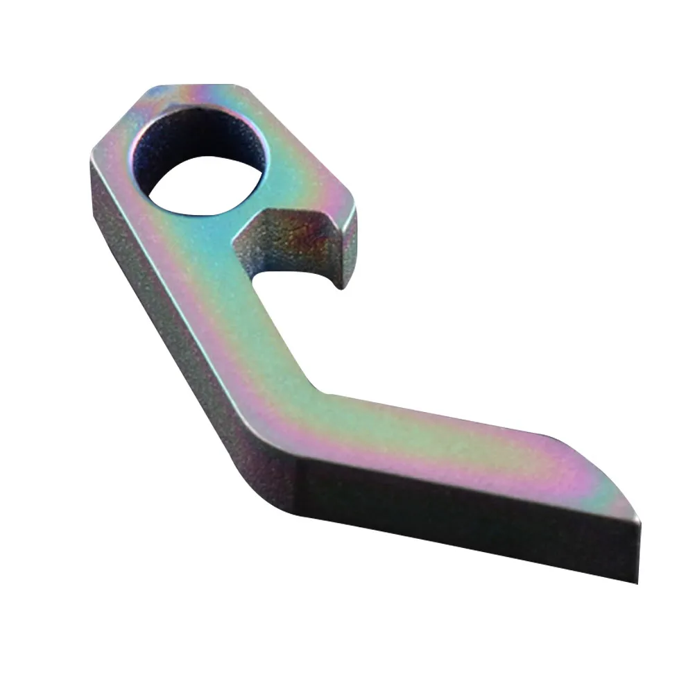 1Pcs Stainless Steel Keychain Bottle Opener Fashion Key Pendant Creative Functional Accessory for Men Women Teens Gift
