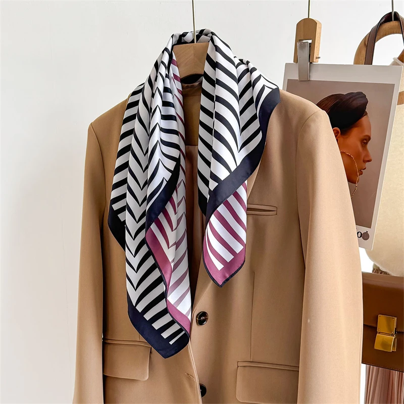 

2025 Luxury Brand Square Scarf Design Double Side Shawl Wrap 70cm Print Twill Silk Women Hijab Female Foulard Headband Bandana