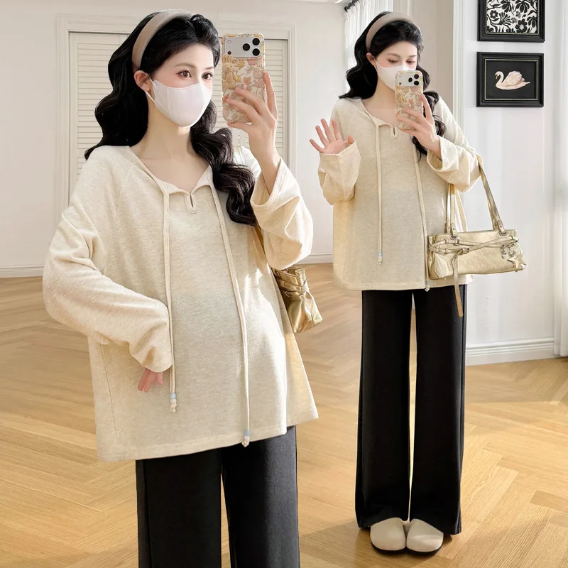 2026 early autumn new collection: loose-fitting, fashionable, and trendy maternity wear for stylish moms, including oversized
