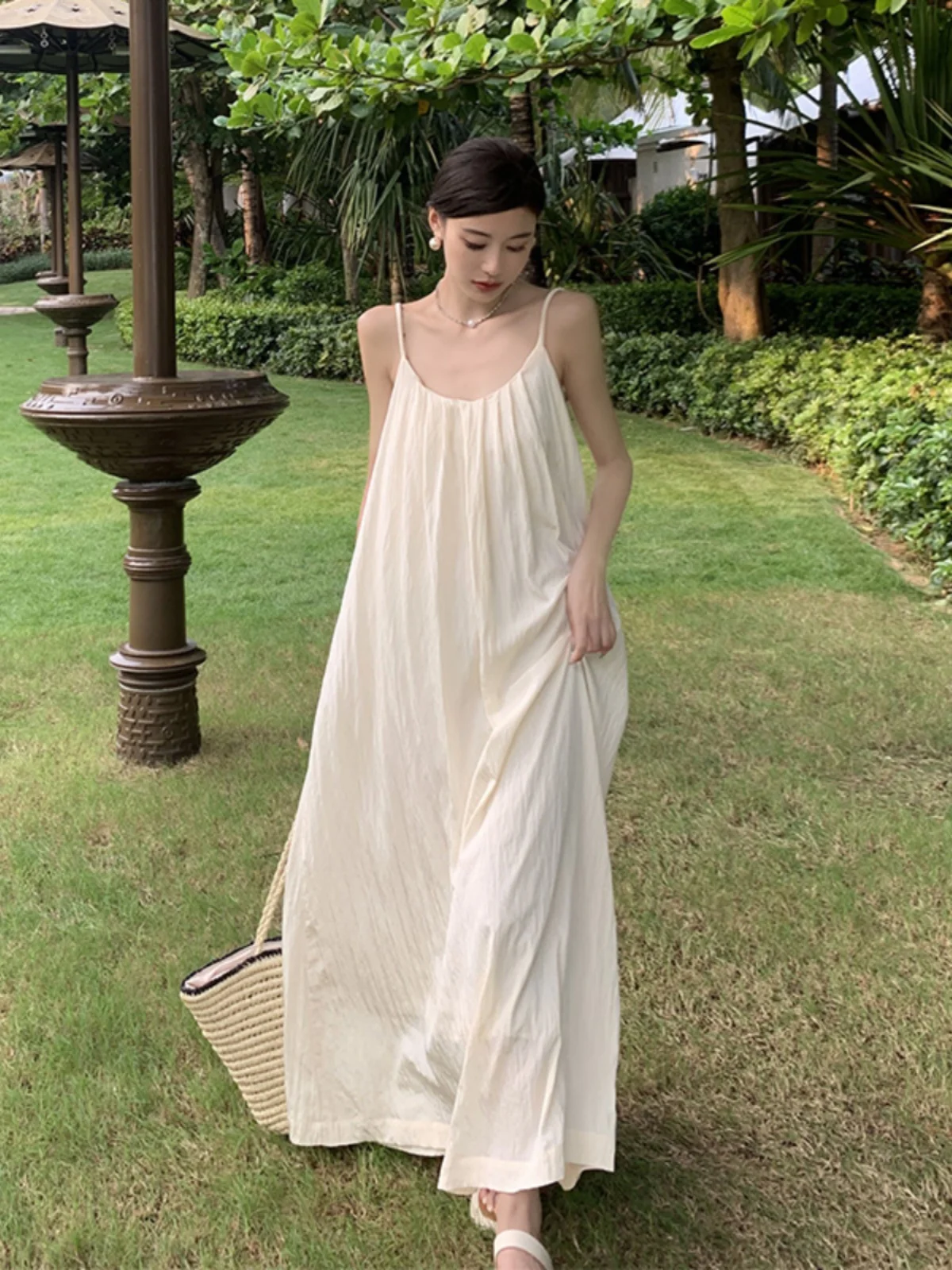 فستان صيفي بدون ظهر لقضاء العطلات على الشاطئ، تصميم فضفاض للنساء، فستان طويل بدون أكتاف على شكل حرف A، أسلوب الجزيرة الاستوائية.