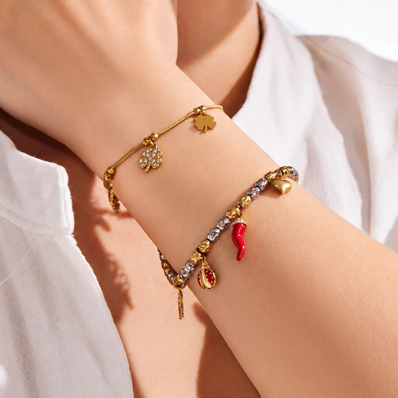 316L Stainless Steel 18K Gold Plated Lucky Charm Bracelet Set Clover Ladybug Chili Pendant Beaded Chain Women Daily Jewelry