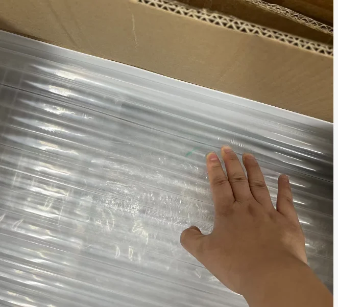 

resend Link to pay for shipping fees