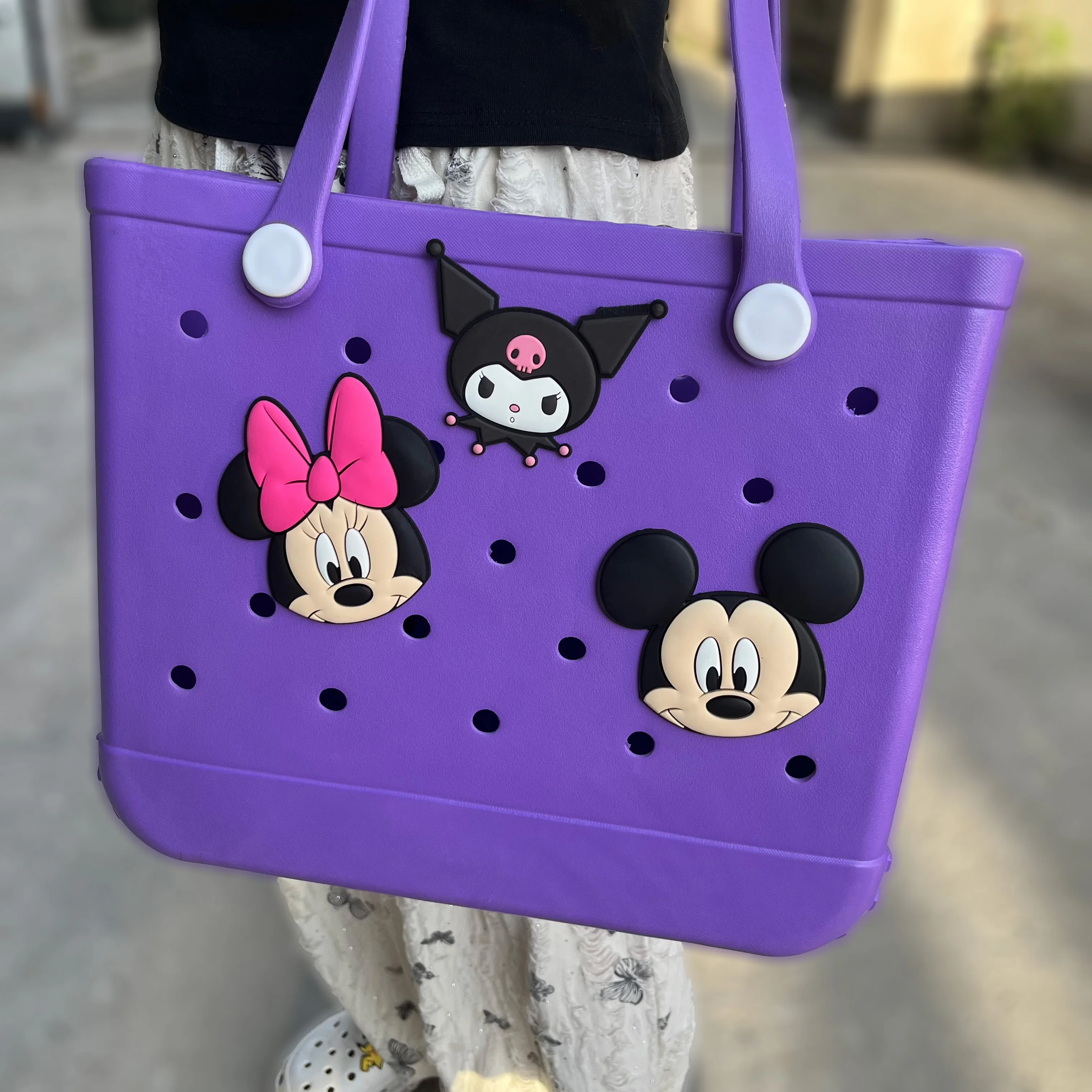 MINISO-amuletos grandes de 3 piezas, accesorio decorativo de Mickey, Minnie y Kuromi, hebilla para bolso, Bogg