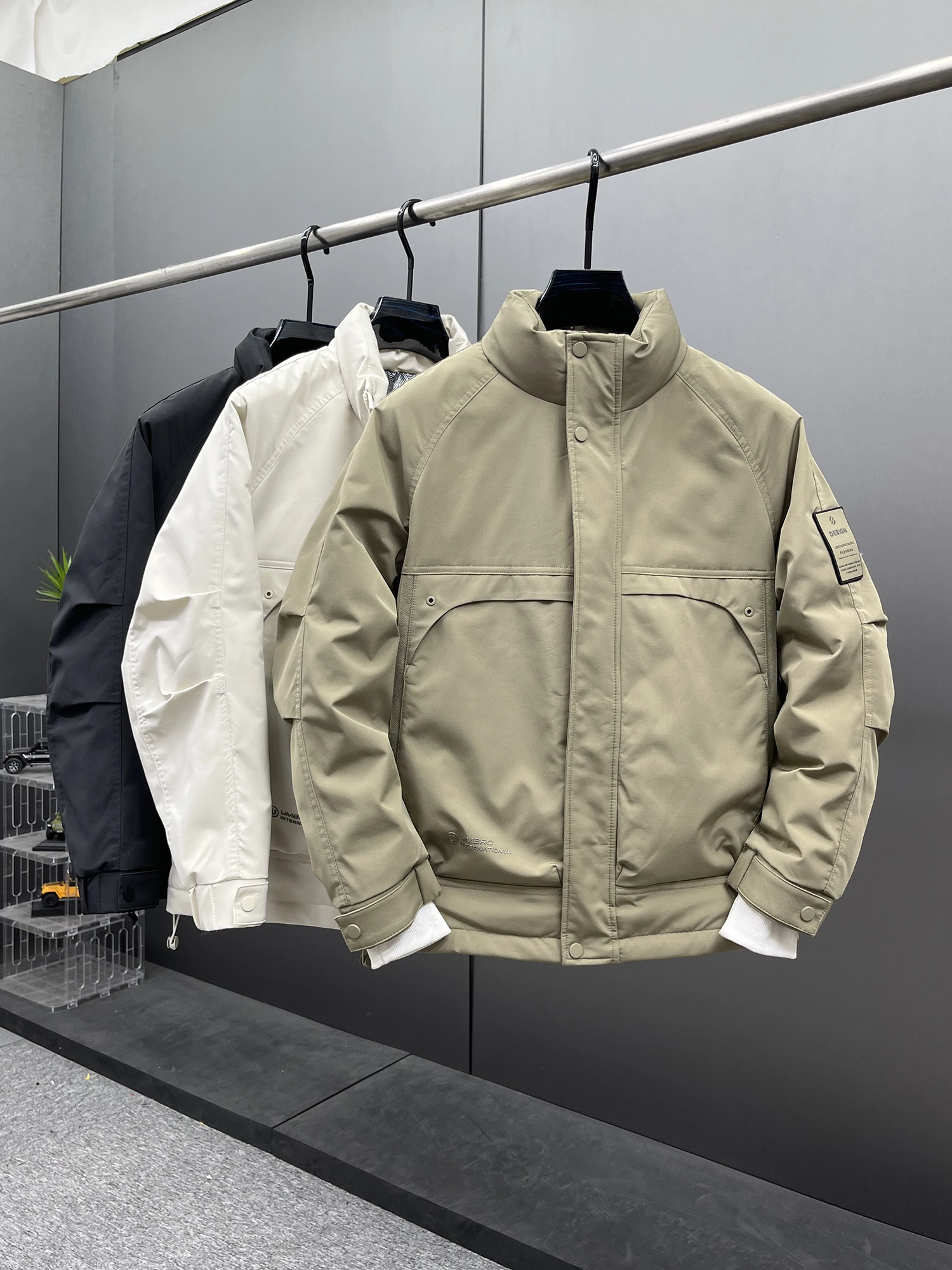 

Men's down Jaet 2024 Winter New Sle Stand Collar Thi Warmth Faion High Street American Sle Coat Youth ular Outer...