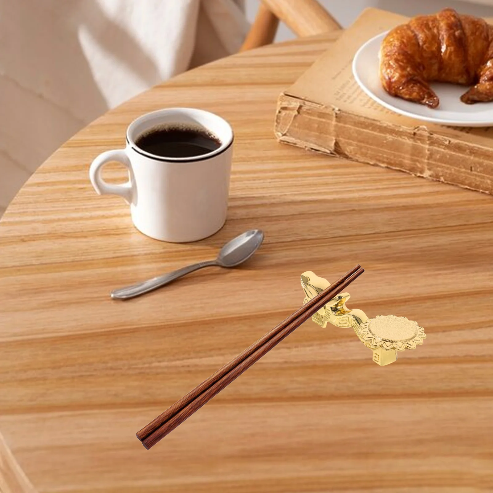 

2Pcs Dragon Head Zinc Alloy Chopstick Holder Elegant Retro Chopsticks Rack Spoon Fork Stand Tableware Rest Metal for Home Party