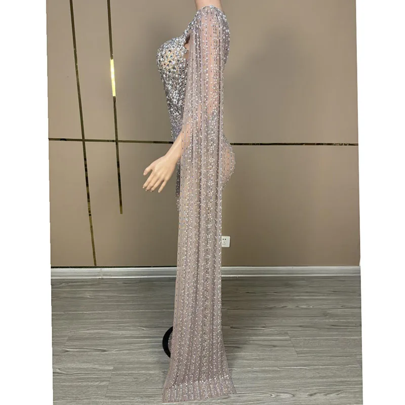 Abito aderente con scollo a V profondo scintillante di lusso, grande cristallo trasparente, strascico lungo, abito da celebrazione di compleanno, abito da ballo per matrimonio da sera