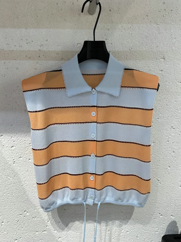 Spring 2026 Women's Stripe Knitted Thin Sleeveless Shirt Stand Collar Drawstring Bottom  Feeling Color Block Small Top