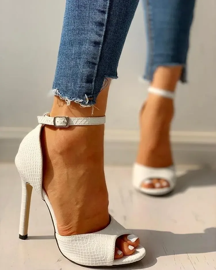 Women Sandals 2023 Summer Fashion Fish Mouth Sandals Women Buckle Strap Stilettos Women Plus Size Sexy Closed Toe Sandals