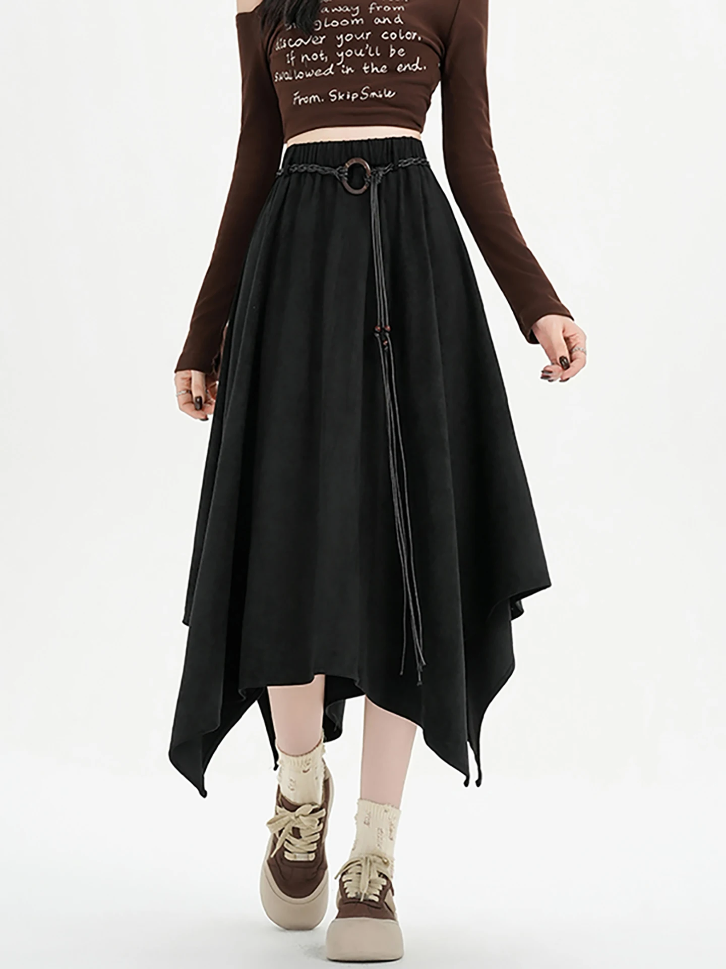 تنورة قصيرة غير متماثلة عالية الخصر من قماش جلد الغزال المخملي المطوي للنساء، موديل جديد لربيع وخريف وشتاء 2025، تنورة على شك...