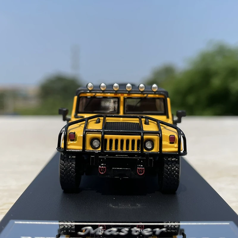 1/64 Scale Hummer H1 off-road Alloy Car Model Metal Die-Cast Toy Vehicle for Collection Souvenir Gift Display