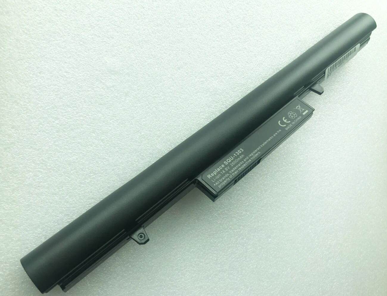 Laptop battery  SQU-1201 SQU-1202 SQU-1303 916T2232H,916Q2238H, 916Q2203 FOR FUJITSU HASEE D1 Q480S-i7 D2 UN43 UN45 CQB924