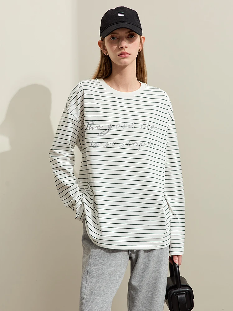 AMII Minimalism 2024 Striped T-shirts For Women Spring New Casual Trendy Crewneck Print Cotton French Basics Lady Tees 12421011