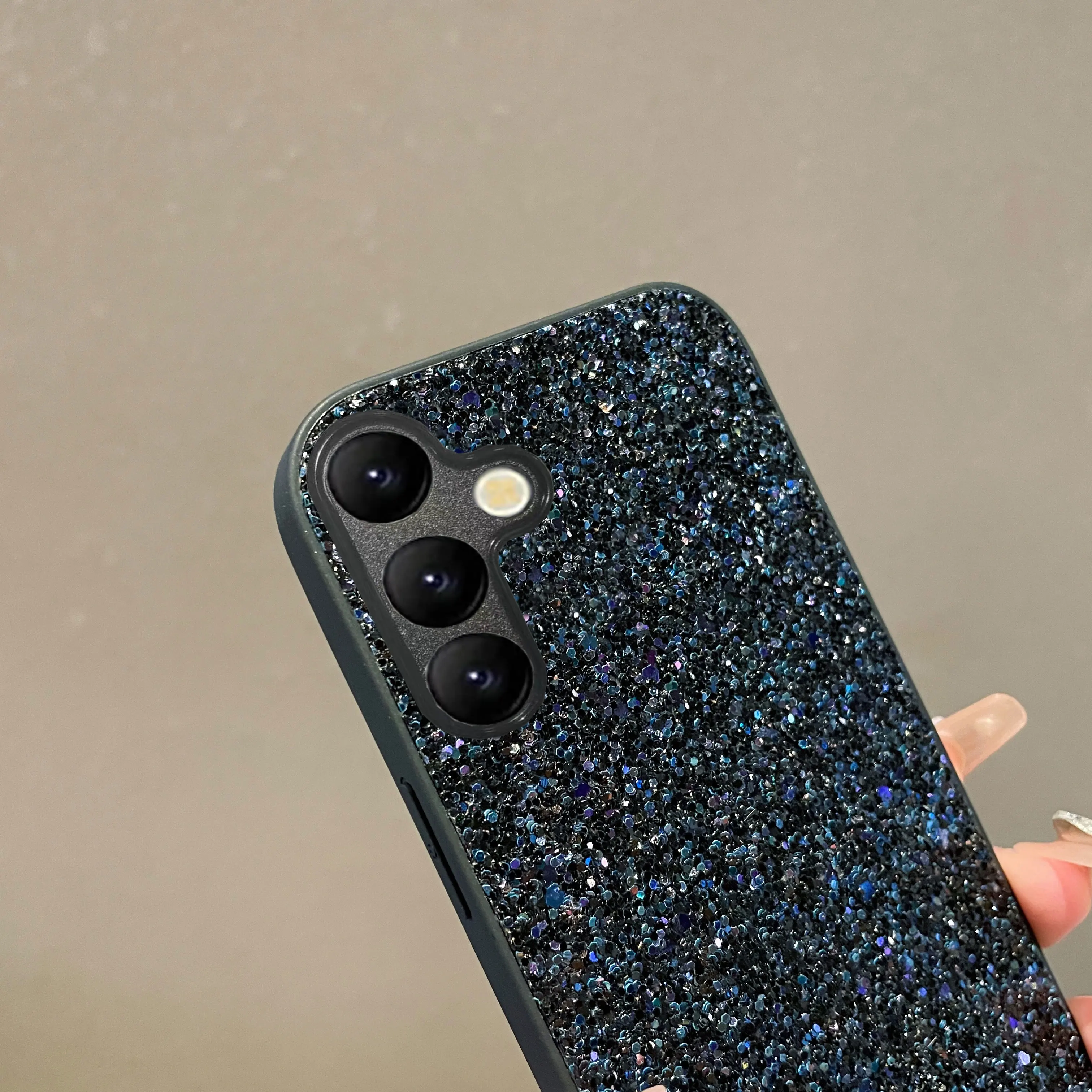 Luxuriöse Glitzer-Diamant-Strass-Softcase für Samsung Galaxy A18 A17 A16 A35 A37 A57 S25 S24 S23 S26 Plus FE Ultra Glänzende Hülle – Detail 2