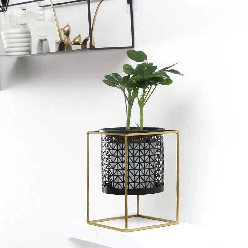 Nordic Light Luxury Gold Plant Stand Creative Hollowed Flower Pot Holder Fashionable Indoor Balcony Decor Shelf