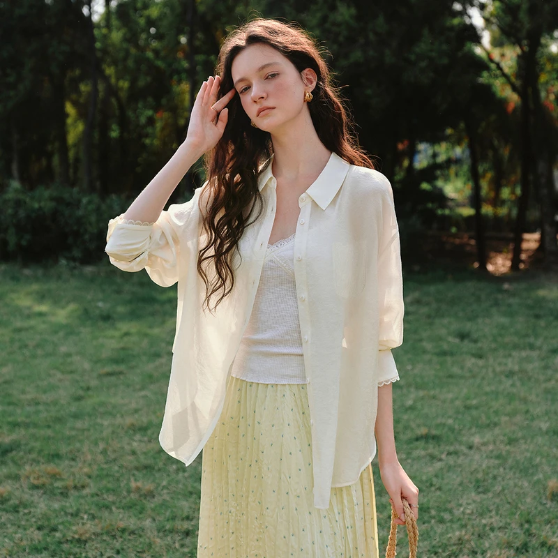 

OLrain Button Up Ladies Shirts 2025 Summer Women's Loose Elegant Lace Pocket French Apricot Thin Top Camiseta Mujer O57XC98051