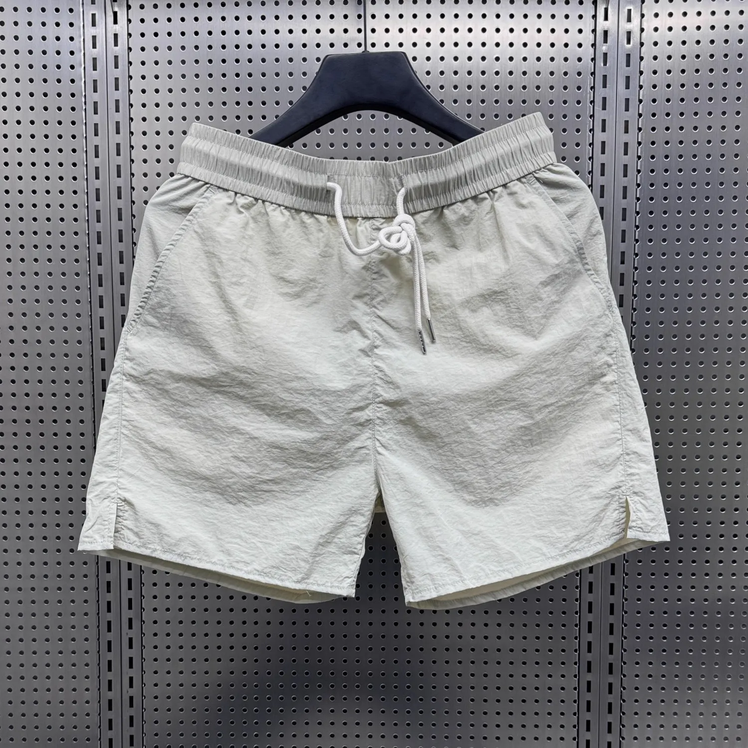 

Summer Thin Ice Silk Quick Dry Casual Shorts Loose Fit Youth Fashion Beach Pants Polyester Fiber Straight Leg mid Waist