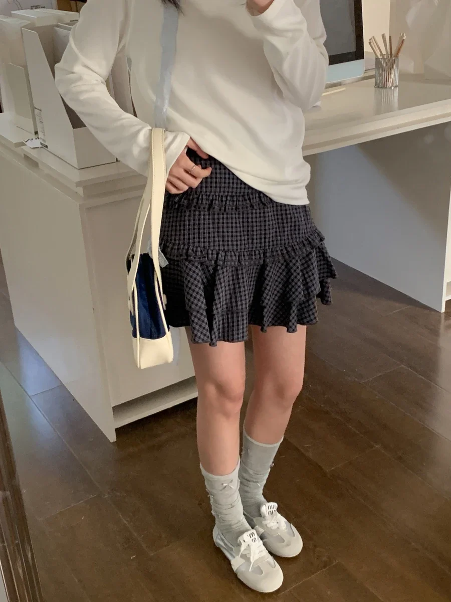 

Chic Plaid Ruffles Short Skirt for Women 2025 Spring Summer High Waist Slim Looking Small Cake Dress E7485