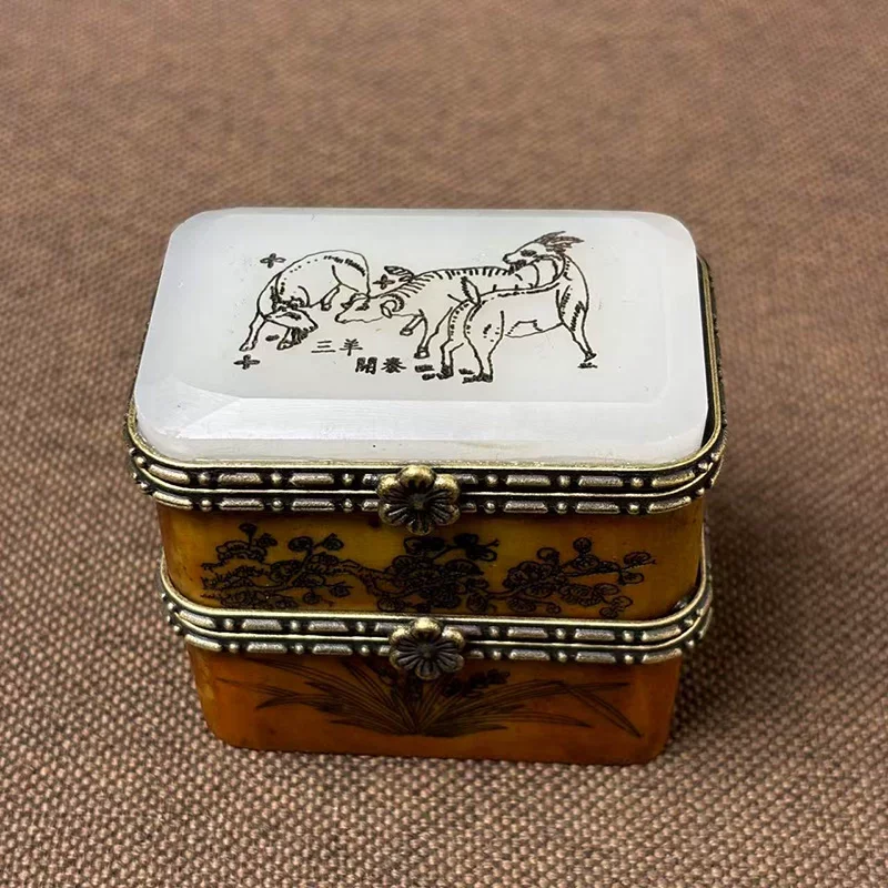 Vintage Chinese White Jade Carving Pattern Double-deck 3 Sheep 2 Layer Box Jewelry Box