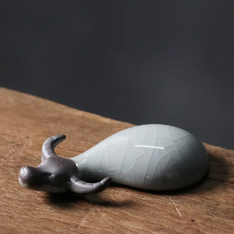 السيراميك الجاموس Kawaii غرفة ديكور الشاي الحيوانات الأليفة زخرفة الكونغ فو طقم شاي اكسسوارات Ge فرن الماشية ديكور المنزل كليب حامل فرشاة #4