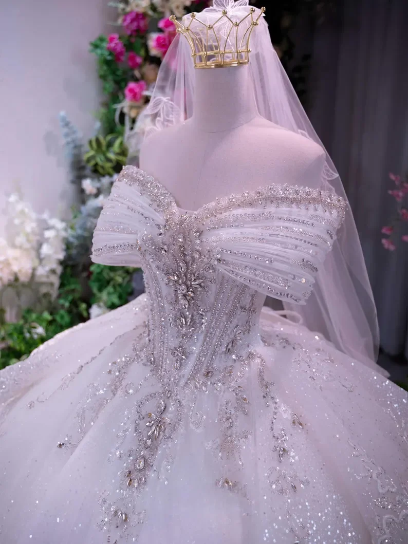 カスタムメイド 2025 ノーブルプリンセス ボールガウン ウェディングドレス 高級ビーズ ブライダルドレス オフショルダー レース シフォンドレス