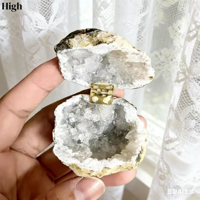 

Mini Ring Box Natural Crystal Jewellery Storage Box Rings Holder Display Showcases Small Cave Storage Containers Mistress Gift