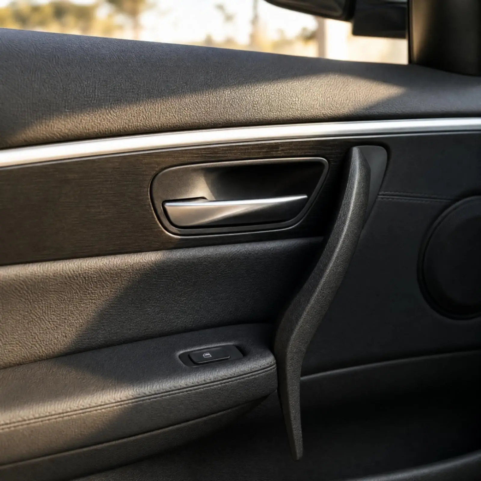 German Luxury Auto Brand X1 E84 Interior Door Handle Cover ABS+PC Material German Luxury Auto Brand X1 E84 Inner Door Handle