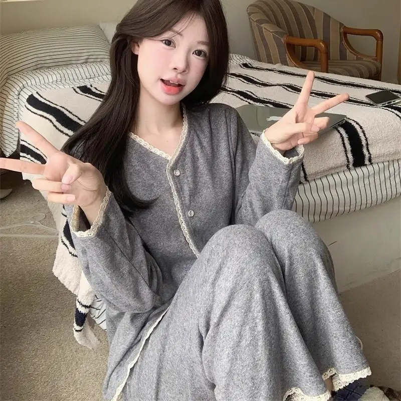 

Girl Winter Homewear 2025 New Sleepwear Khaki Lace Sheepskin Autumn Simple Pajamas Women Soft Fresh Outerwear Nightwear Set
