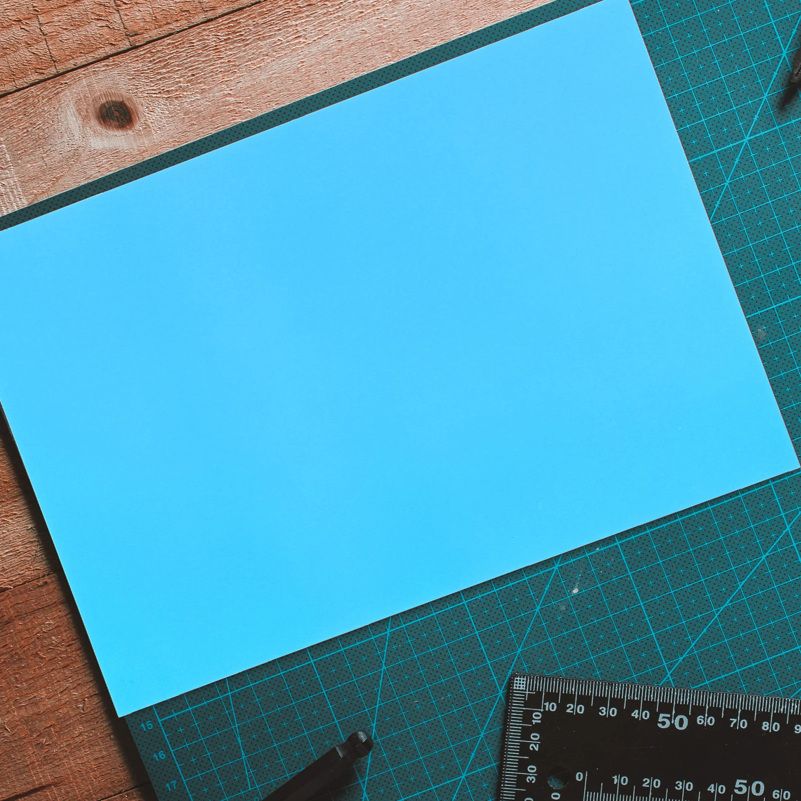 2 個の陽極酸化アルミニウムシート DIY 彫刻用精密切断滑らかな表面の金属プレートクラフトトロフィー賞クリスマス