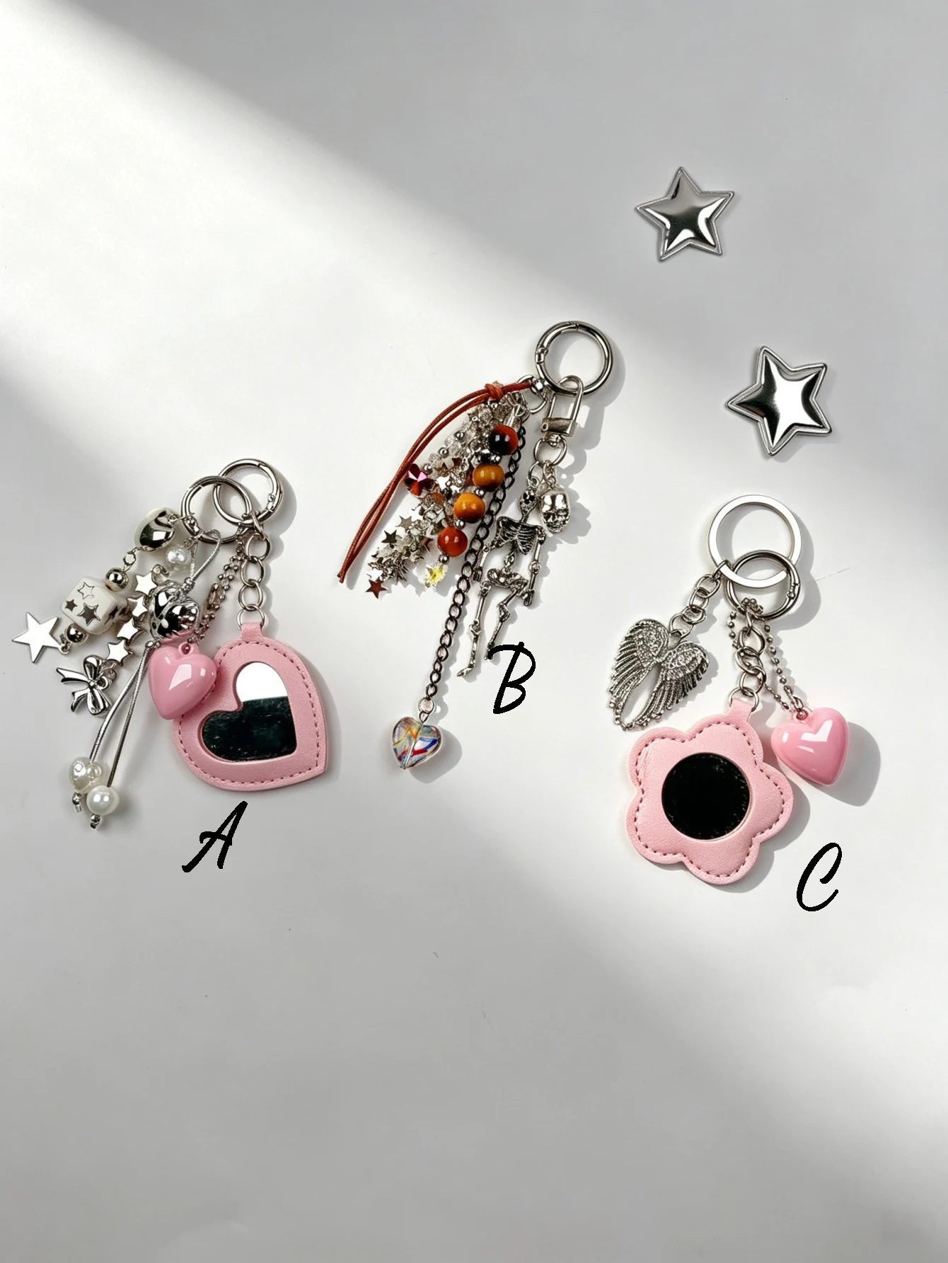 1 Set of Pink Heart-Shaped Mirror Bead Pendants for Bags, Sweet and Cool Y2K Style, Suitable for Decorating Handbags, Crossbody Bags, Backpacks, Bag Charms, Keychains, Etc