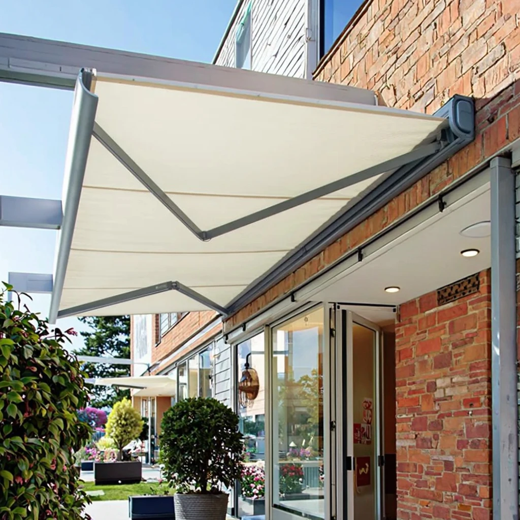 

Easy Installation Awning for Retail Storefront Glare Reduction