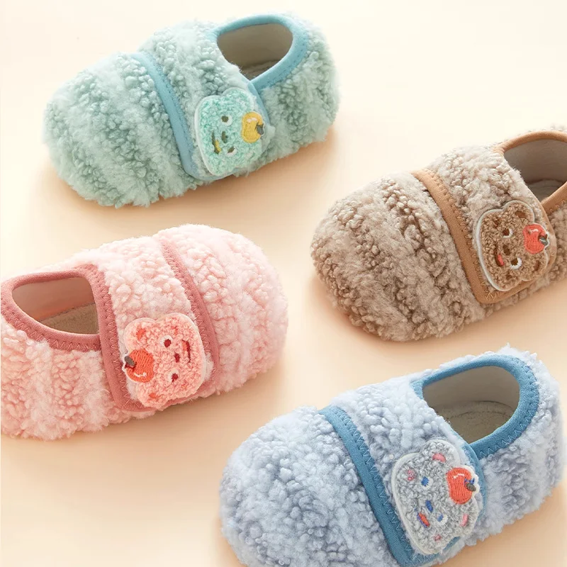 Anti Slip Baby Walking Shoes Warm Imitation Lamb Wool Plush Children's Floor Shoes Winter Newborn Baby Indoor Slippers 0-1T XS