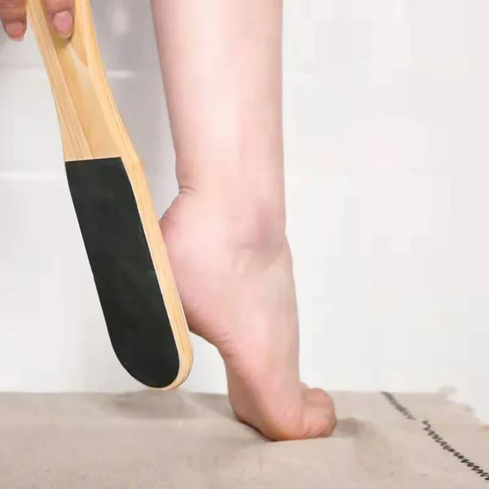 Wooden Handle Foot Rubbing Board Double Sides Feet File Pedicure Tool Feet Heel Dead Skin Callus Remover Scrubber Sandpaper Care