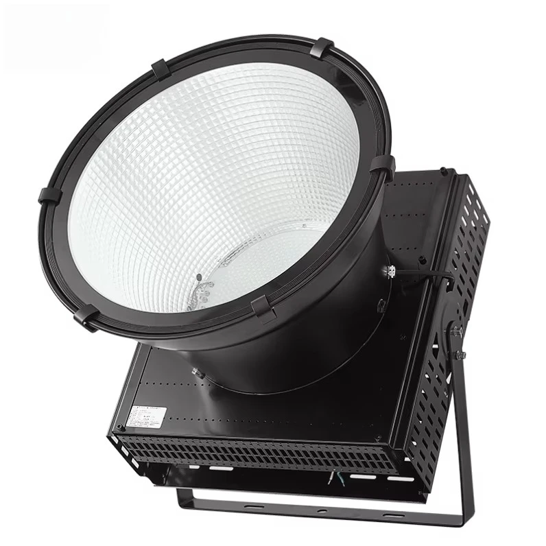 Hot selling：Super Bright 800w Ip65 Waterproof Led Tower Crane Searchlight for Bridge Factory square High Mast Industrial Lightin