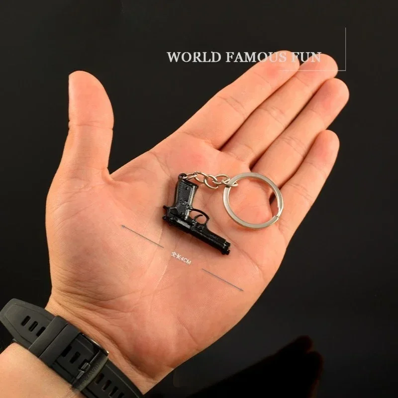 Juego de armas calientes de 9cm/3,54 pulgadas, Barrett periférico AKMT88, Rifle de francotirador STG44, Mini llavero de Metal, modelos de adornos, exhibición de colecciones