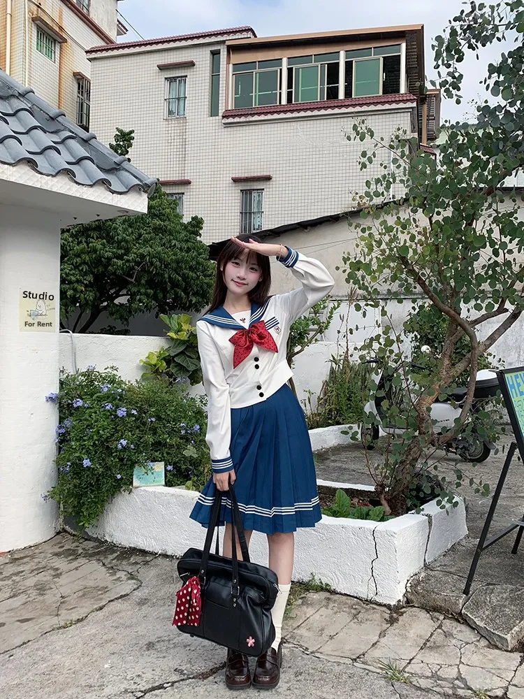 

Stars Hold Moon JK orm Sailor Suit Set Женская юбка средней посадки с галстуком-бабочкой School orm Feel ort Юбка Весна 2025 г.