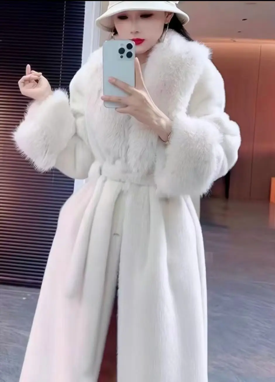 2026 Autumn/Winter New Imitation Sheep Fleece Coat Women Mid length Imitation Fox Fur Collar Particle Velvet Imitation Fur Coat