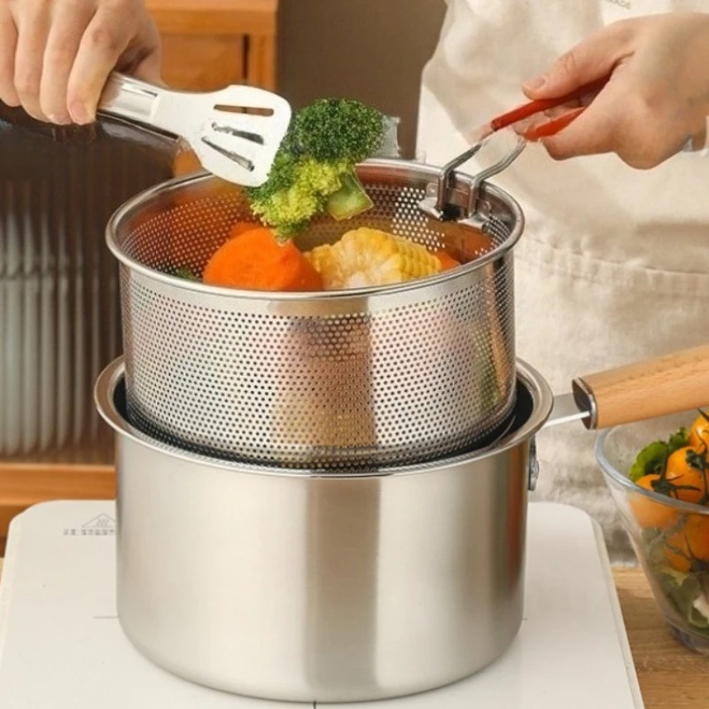 

Deep Frying Pot with Strainer Basket Mesh Frying Pasta Pan 304 Stainless Steel for French Fries Chicken Fry Multi purpose pot