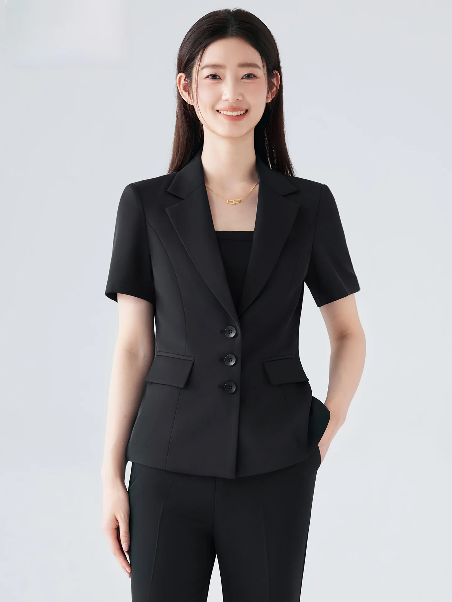 

Three-Button Slim Fit Women's Lightweight Short Sleeve Workwear Elegant High-End Feel Small Size Friendly Suit Set
